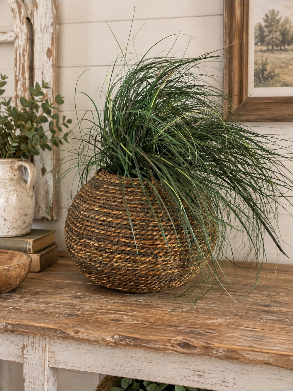Woven Round Seagrass Basket Planter - Natural Brown